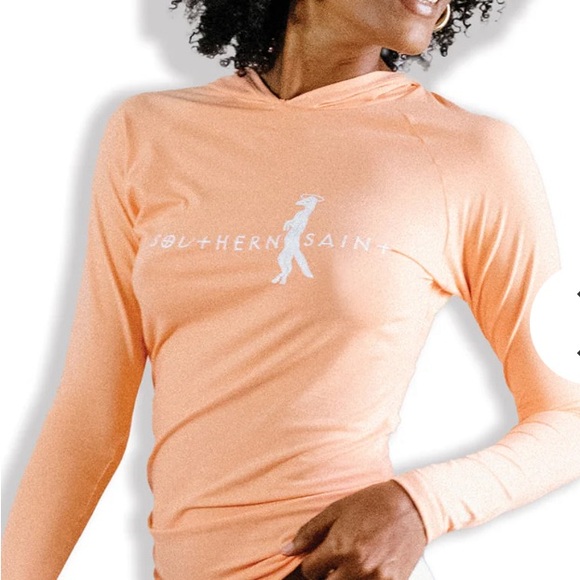 Women's Hooded Semi-Fitted Sun Shirt | Peach size M (runs small) NWOT - Picture 1 of 5